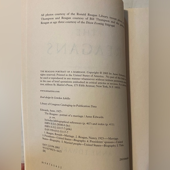 The Reagan’s Portrait of a Marriage 2003 paperback book - Picture 5 of 6